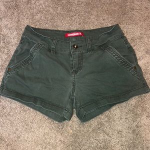 Union bay golive green shorts
